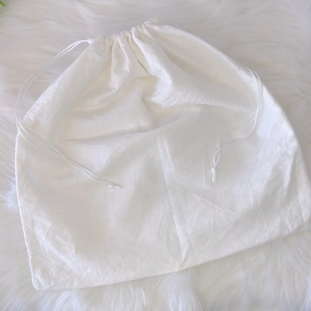Versace Drawstring Dust Bag - Picture 4 of 8